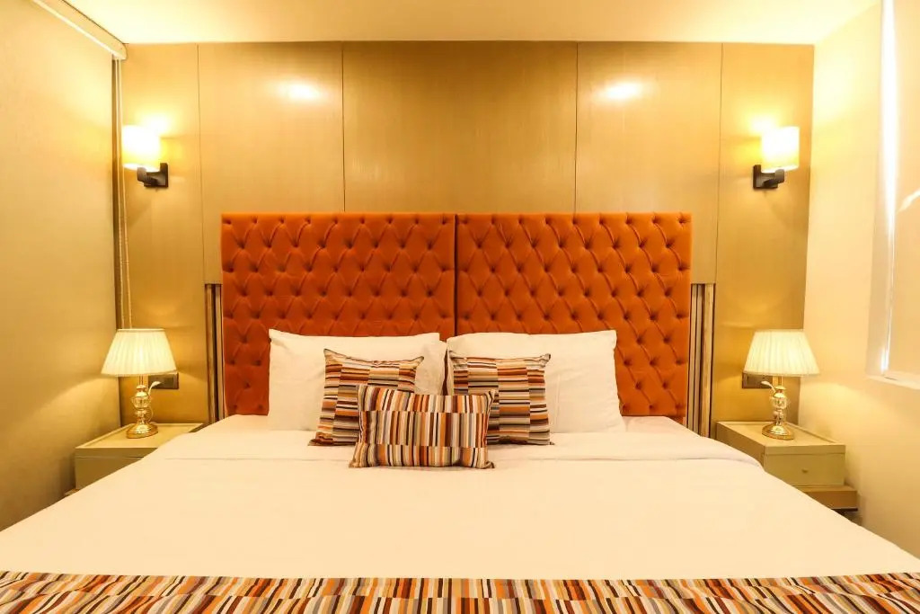 AR Suites Sohna Road