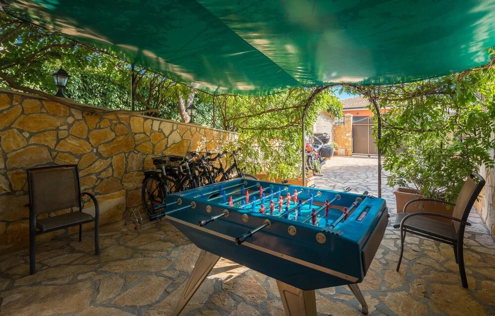 Gorgeous Home In Buje