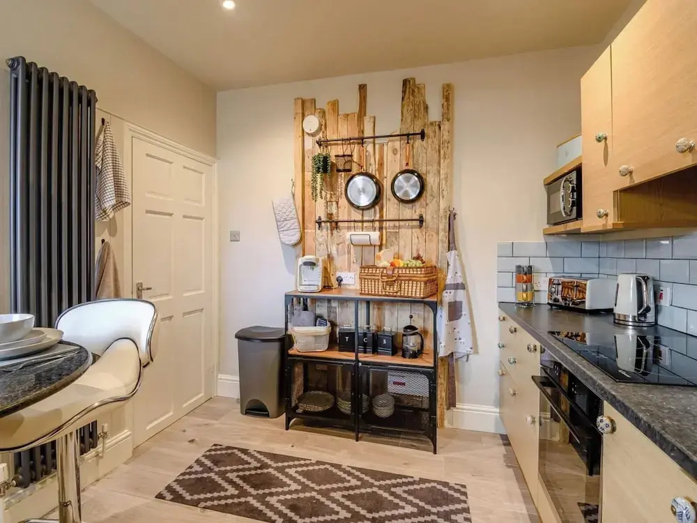 Nirvana Apartment Sunniest Spot in Scarborough