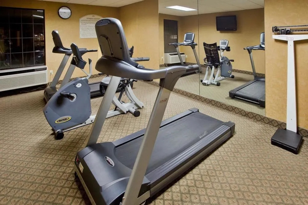 Holiday Inn Express South Boston
