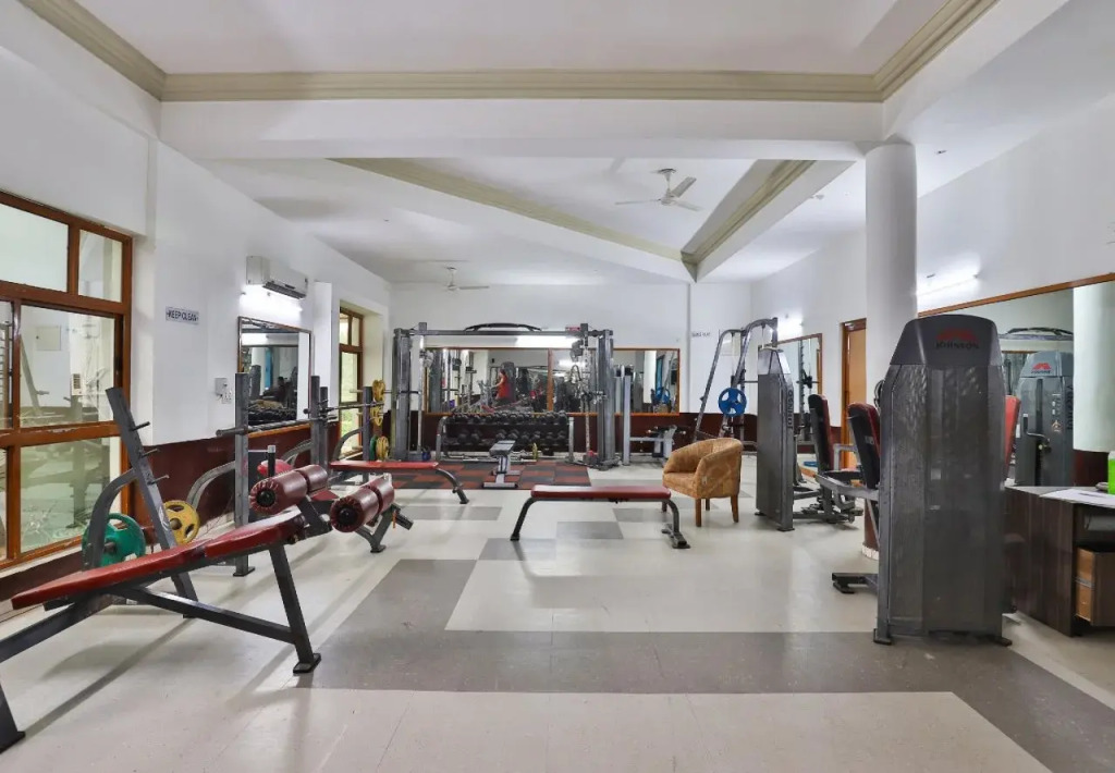 Infocity Club And Resort By OYO Rooms