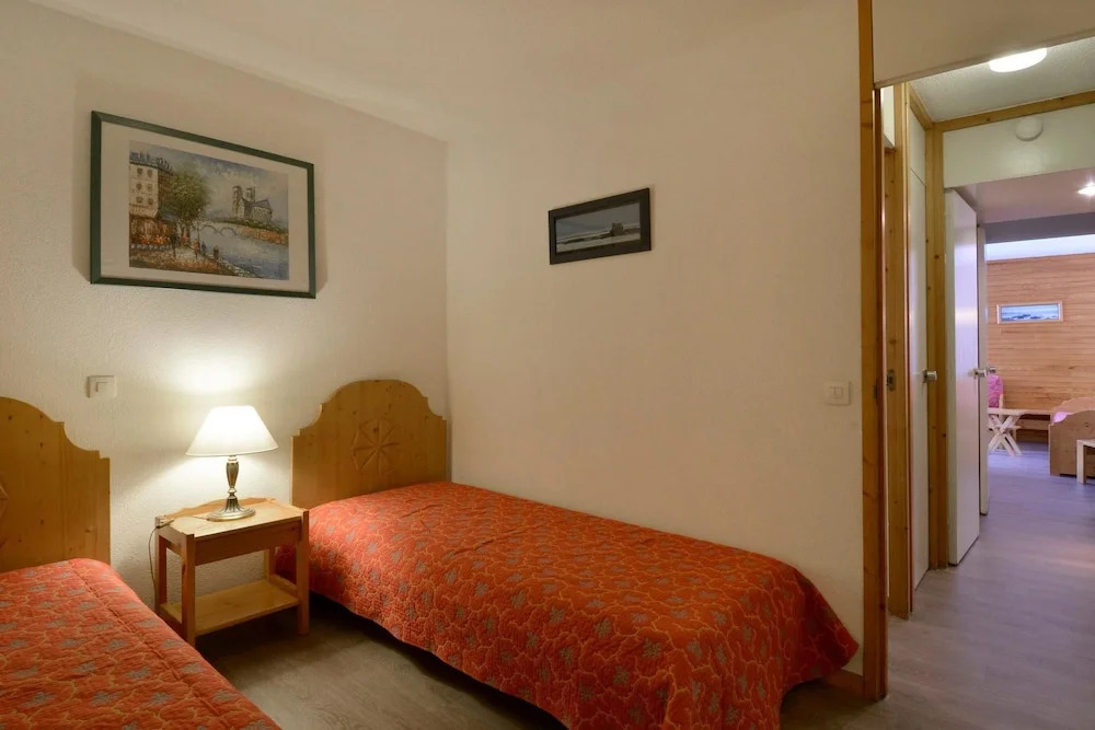 Residence Saintjacques Two-room Apartment in the Resort Center for 5 People of 35 m2 Cb72