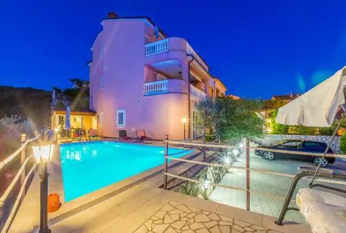 One-Bedroom Apartment in Crikvenica IV