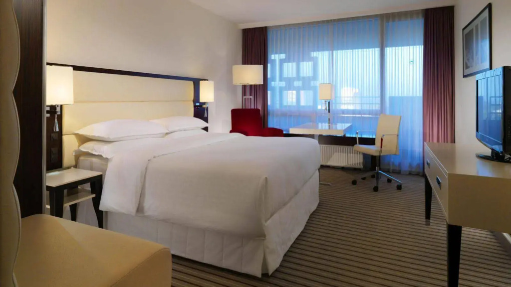 Four Points by Sheraton Munich Arabellapark