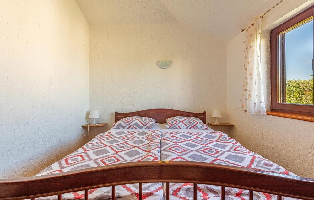 Amazing Apartment in Nin With 2 Bedrooms and Wifi