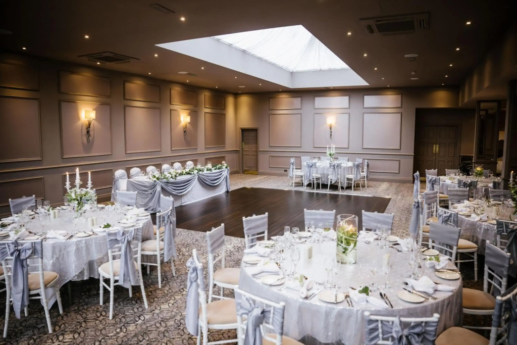 Clifton Arms Hotel