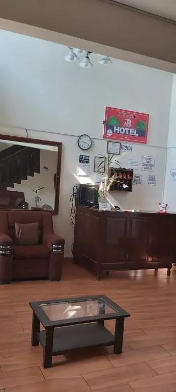 Hotel El Super 8