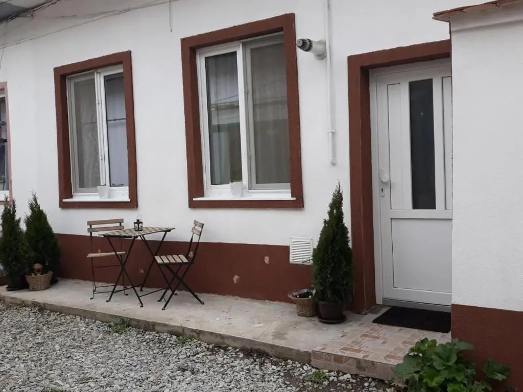 Studio Mai si Apartament Mai 2