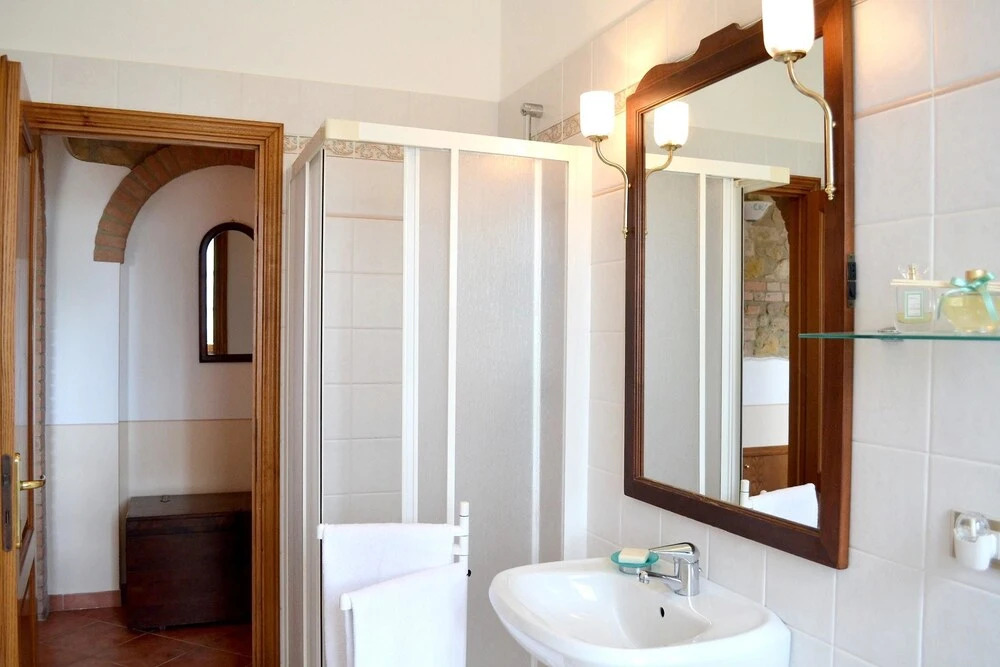 Apartment With one Bedroom in Volterra, With Wonderful Mountain View,