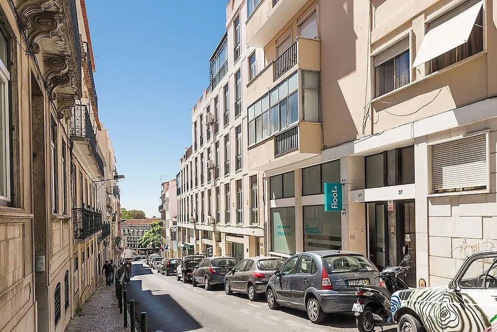 Claude Homes Lisbon Rato
