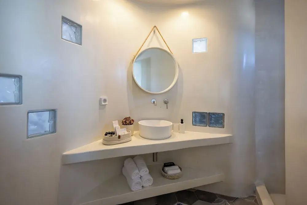 Niabelon Suites - Private Jacuzzi Sunset View