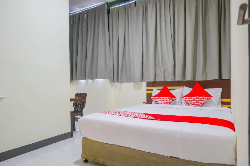 OYO 2308 Seven Season Residence