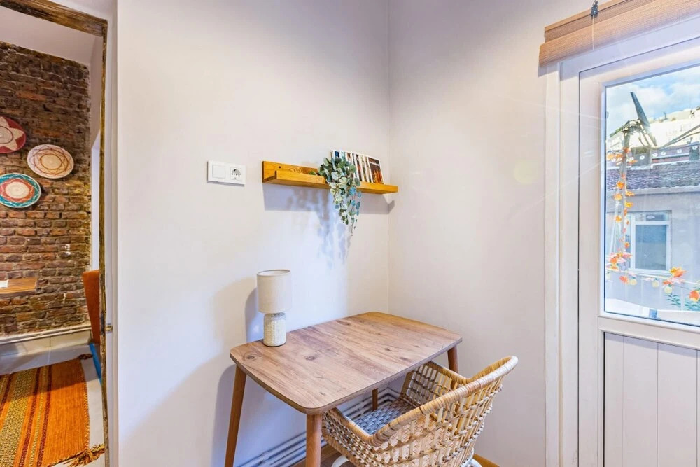 Central and Stylish Flat near Istiklal Street