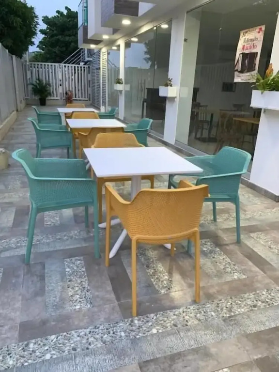 Hotel Metropolitano Plaza