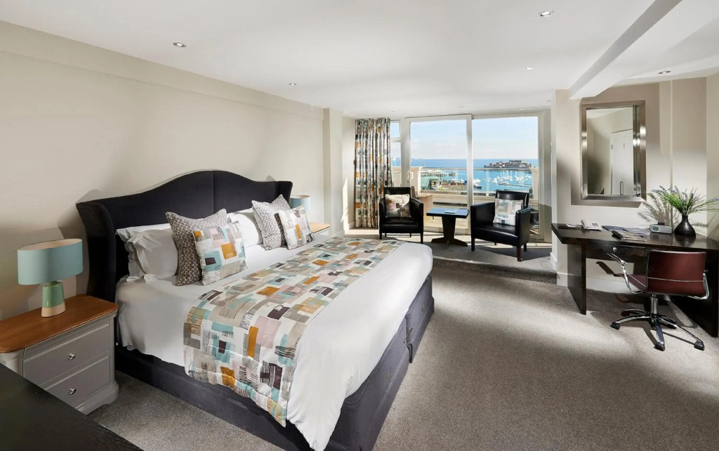 La Fregate Hotel