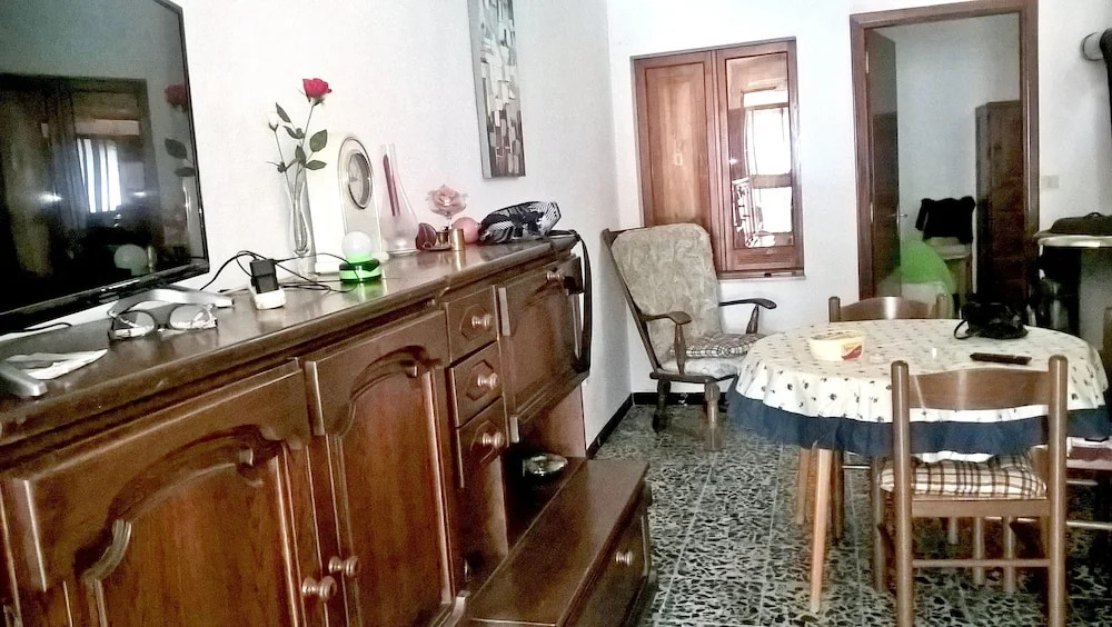 House With 2 Bedrooms In Villaputzu 4 Km From The Beach