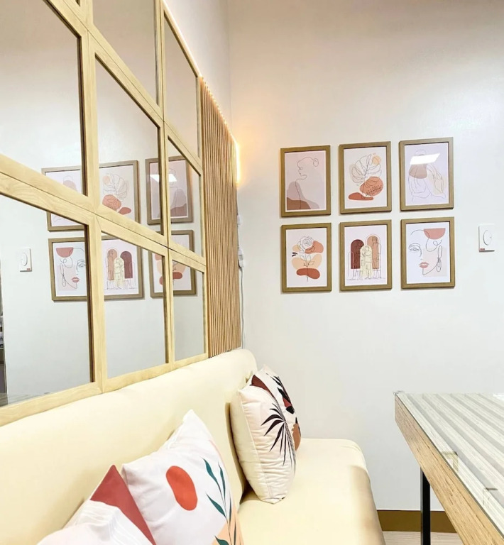 Aesthetic Cozy Stay With Ps4, Netflix & Coffee Nook - Elena Suites Staycation