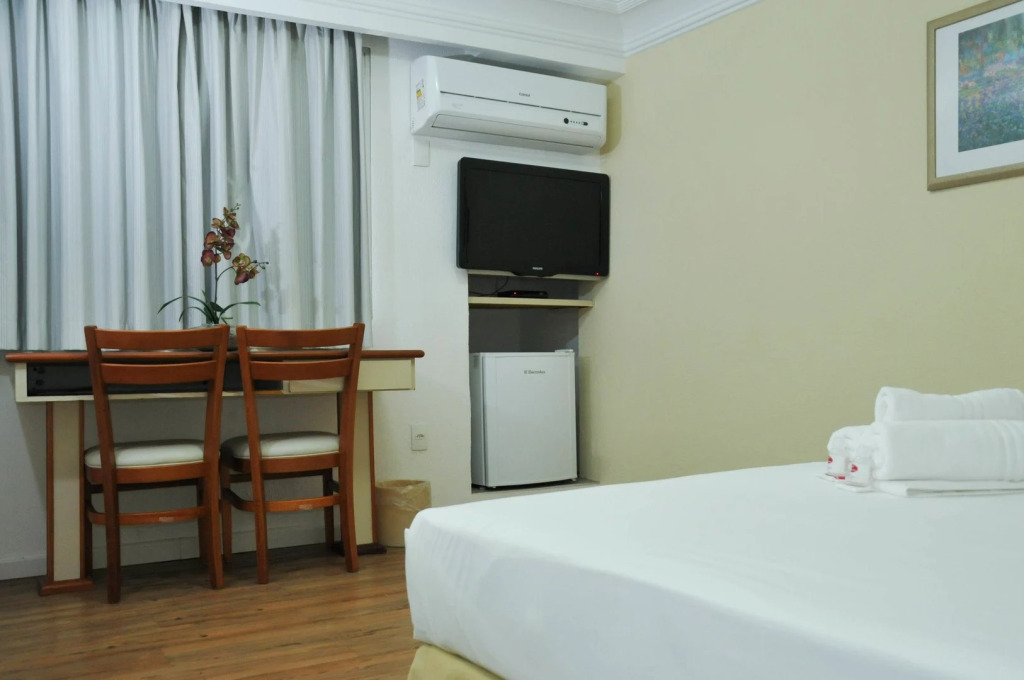 Inter Plaza Hotel