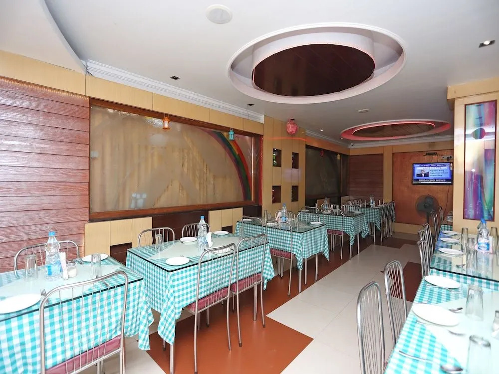 Oyo 19144 Hotel Rainbow