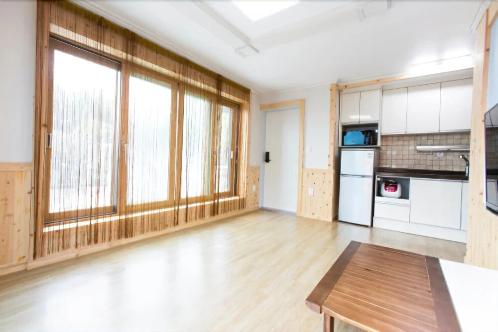 Yeosu Sarang Nye Unshared House Pension