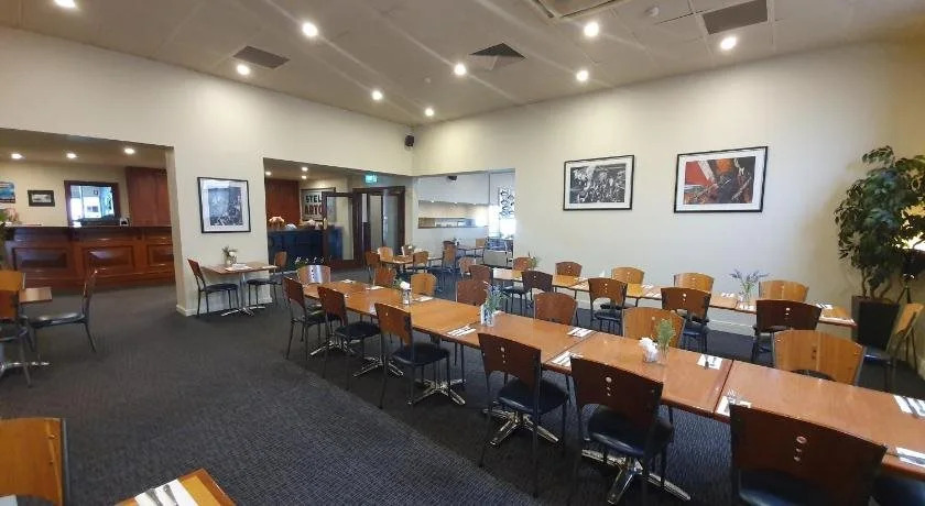 Pier Hotel Port Lincoln