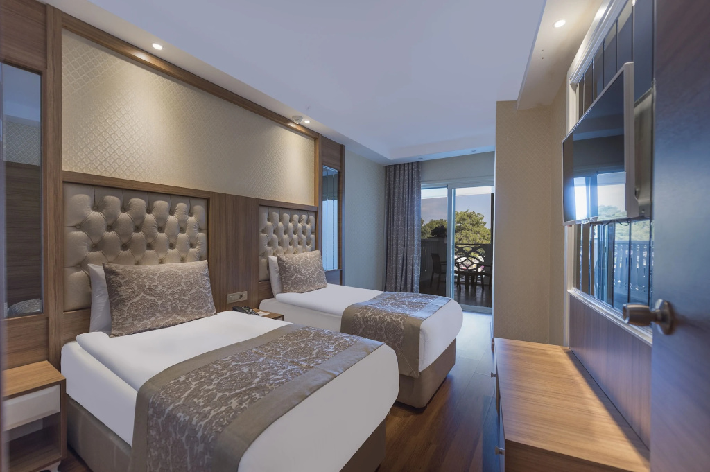 Oz Hotels Sui