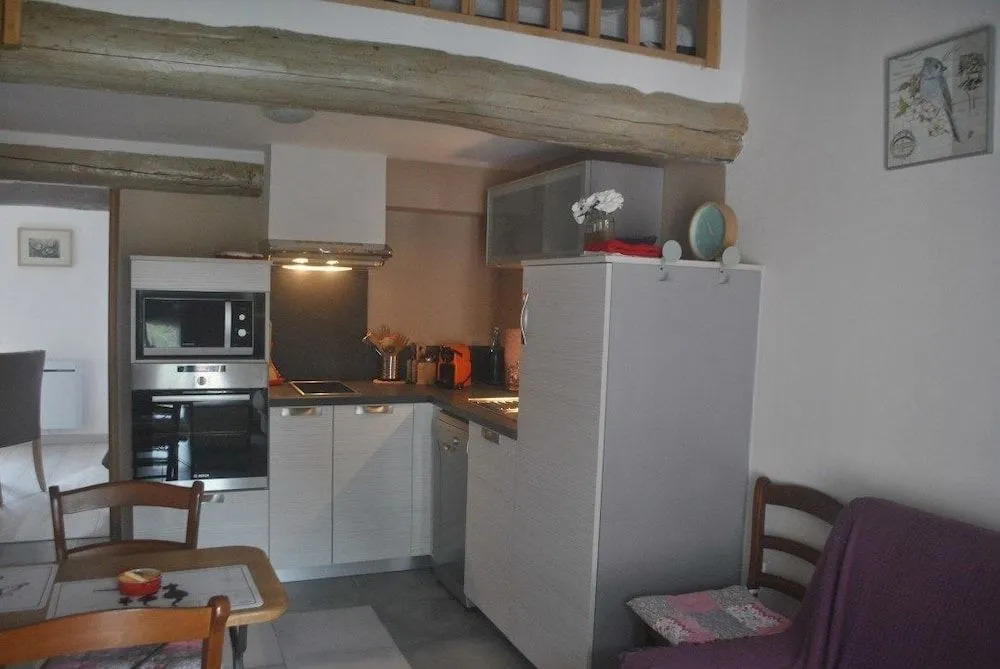 La Maison du Chat Roi. Chambre D'Hote