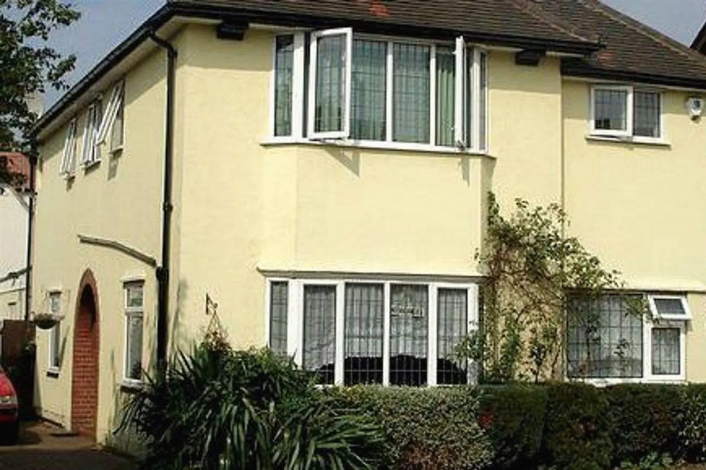 Carlton Lodge