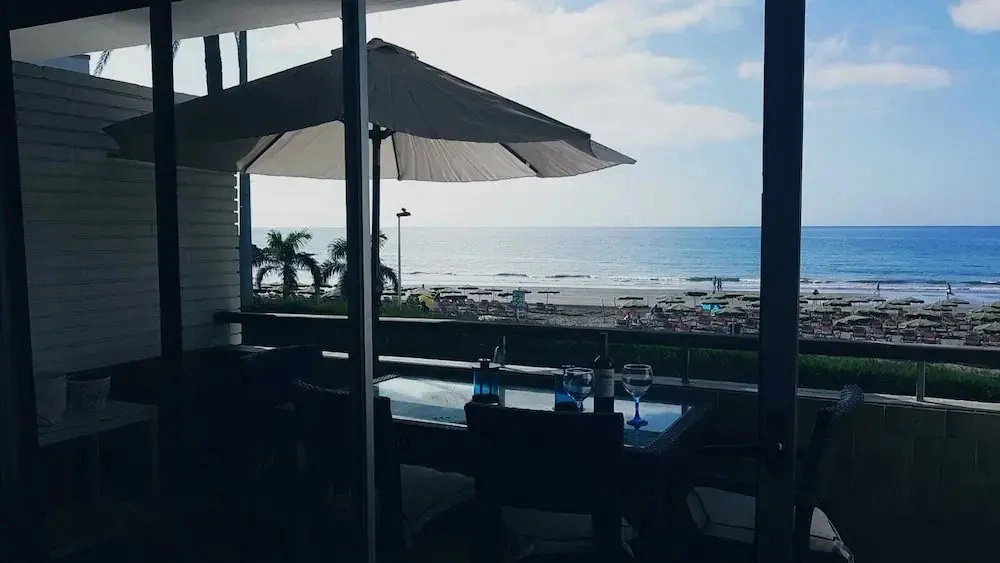 Apartment on the First Line of the Beach of Las Burras With sea Views