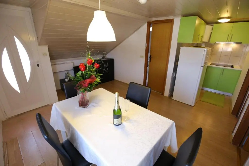 Apartments Vrkic