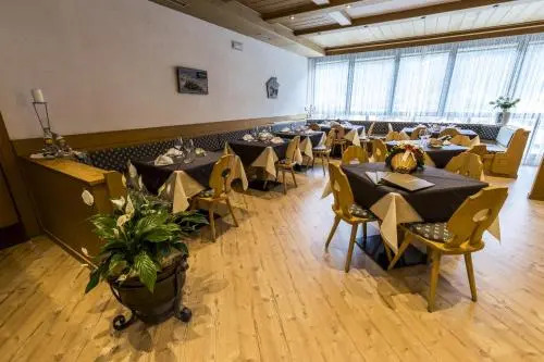 Al Bivio - Hotel & Apartments