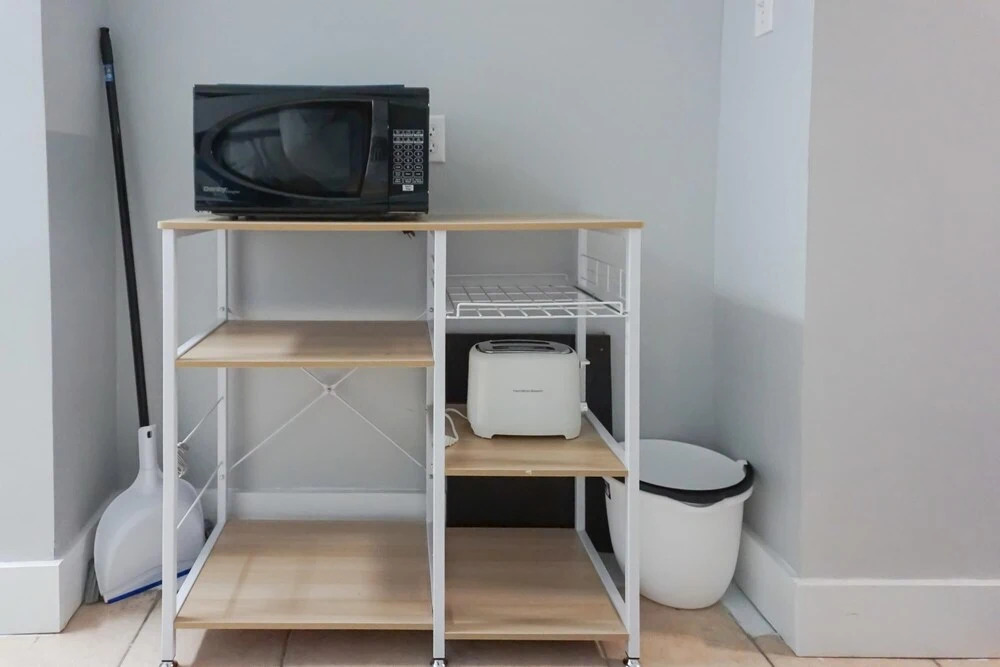 Renovated Cozy 2-br in Uptown SJ Location Coffee