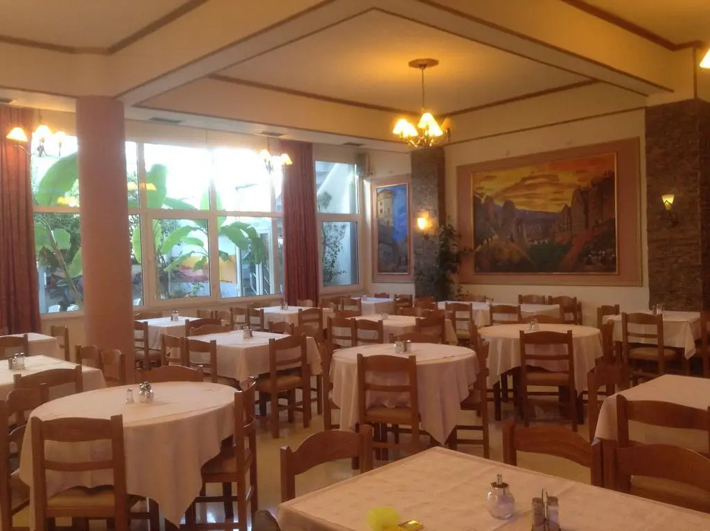 Hotel Kosta Famissi
