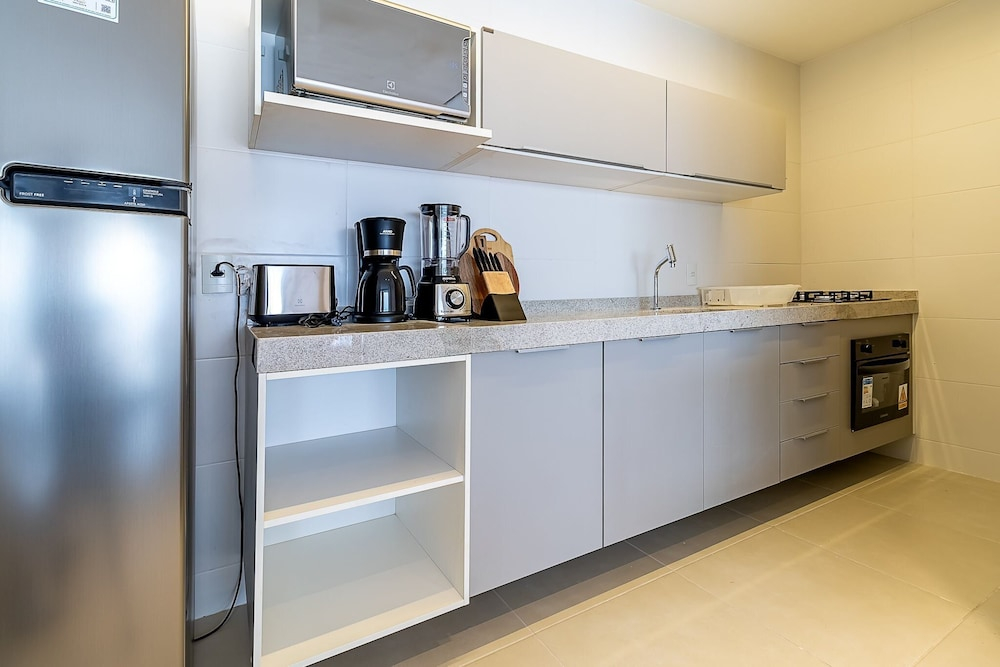 APTO 4 Suítes | Espaçoso | Varanda Gourmet | San Martin | Destino BSM 303A