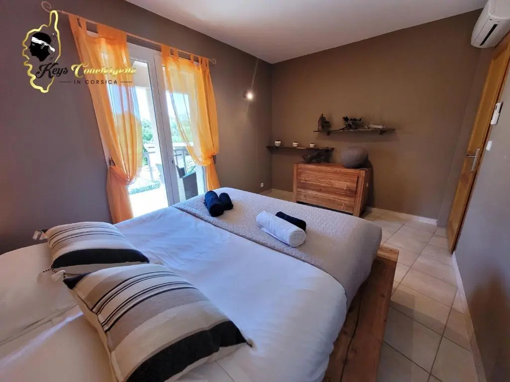 Villa 125m2 6/8 pers Trinité de Porto Vecchio Piscine
