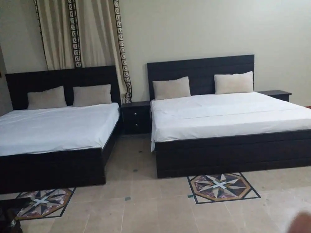 Cosy Inn Guest House Near Liaquat Nat Hospital