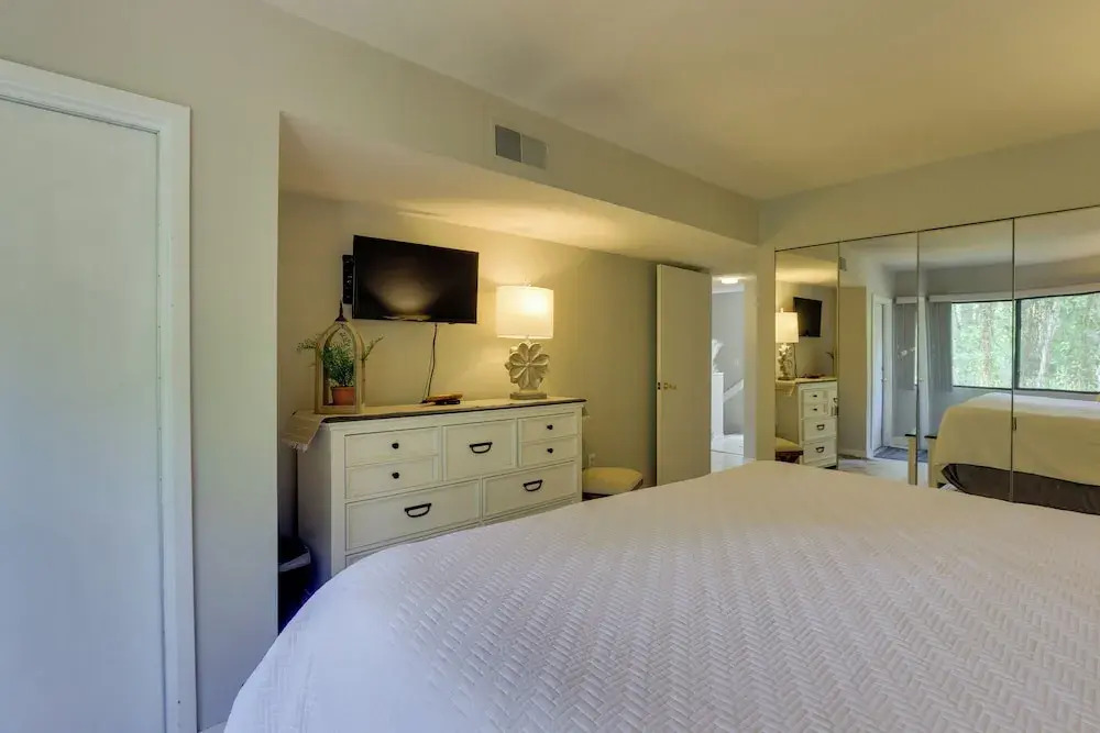 Serene Hilton Head Island Condo w/ Community Pool!