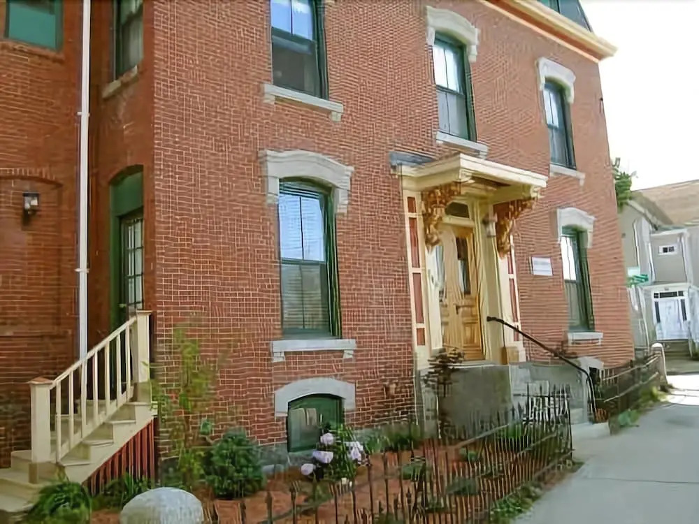 Morrill Mansion Bed & Breakfast