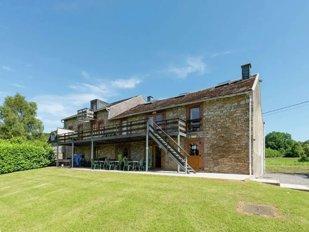Cottage in Ferrieres With Sauna & Garden
