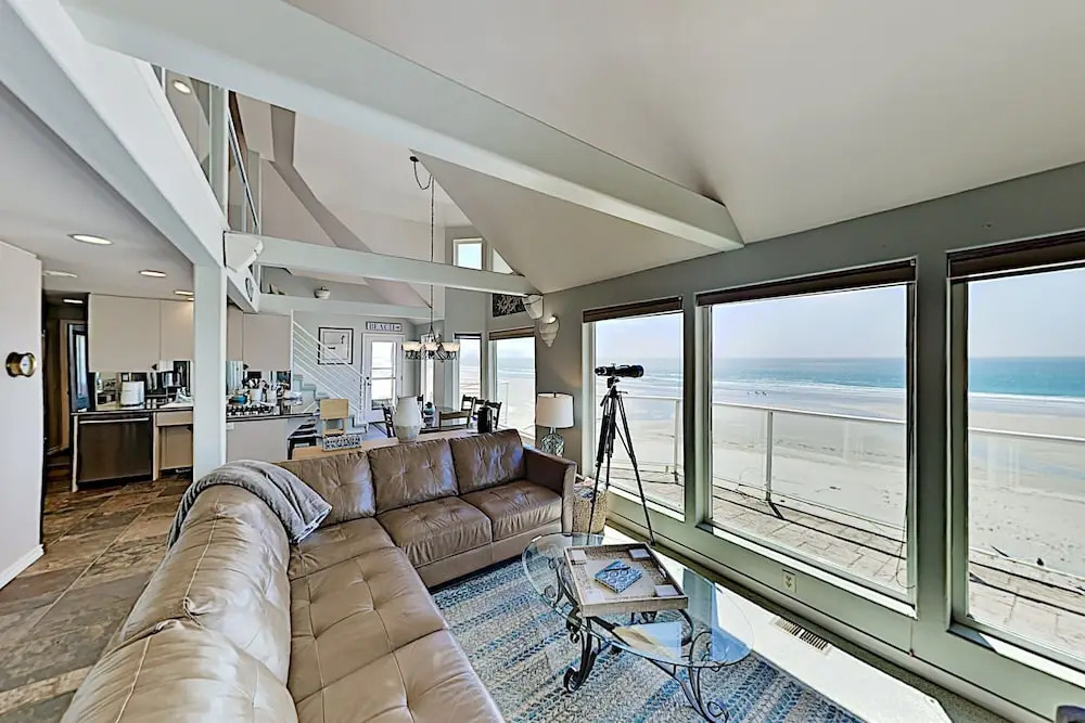 Spectacular Oceanfront Chateau Steps To Beach 3 Bedroom Home