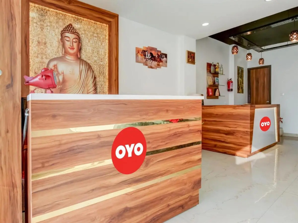 OYO Flagship 70397 Hotel Royal Kingz