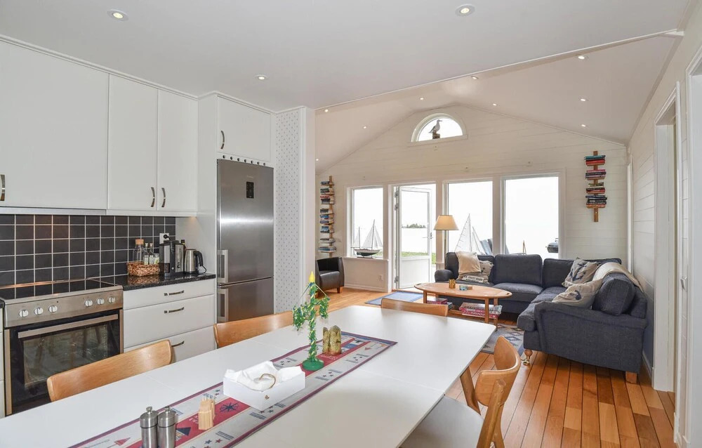 Stunning Home In Mellerud