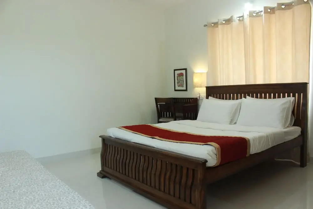 OYO 9361 Home Peaceful 1BHK Candolim North Goa