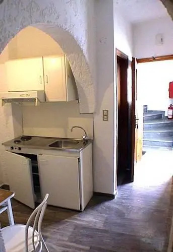Acropol Apartments