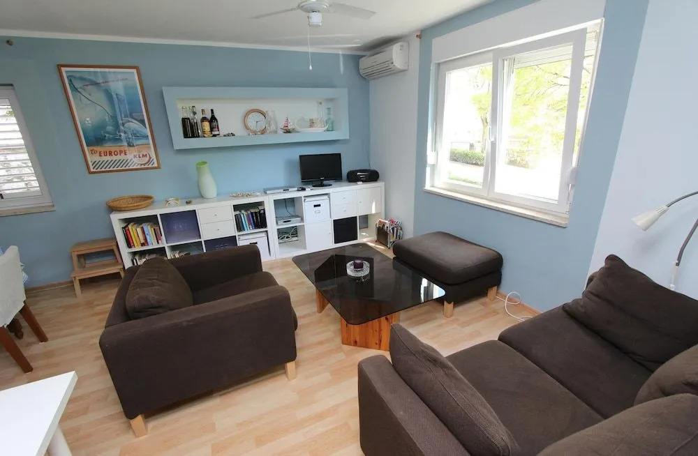 Apartment Maestral