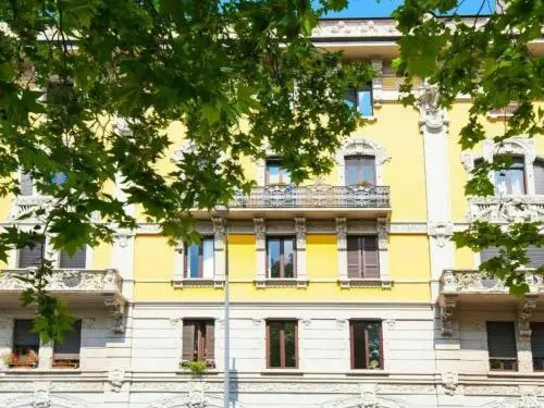 Bacone Halldis Apartments