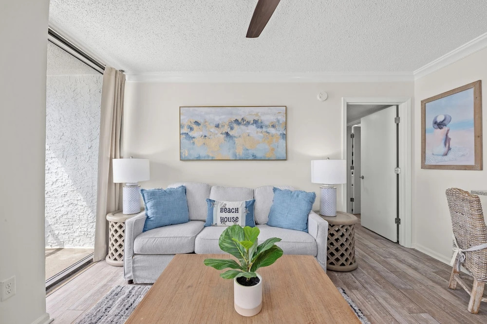 Sandpiper Beacon Beach Resort