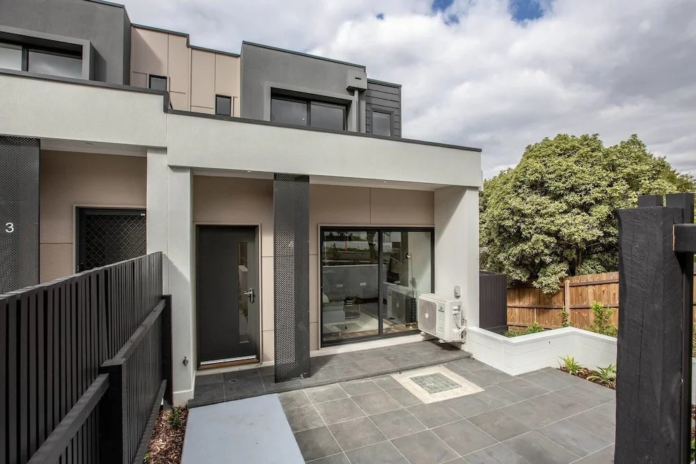 92 Brand New Doncaster Local House