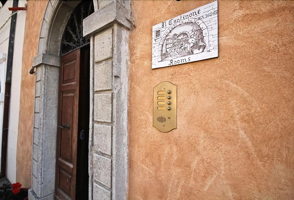 Il Cantinone Rooms