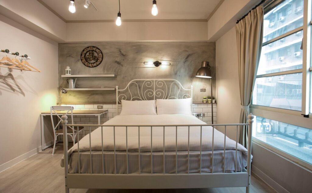 Tomer Hostel